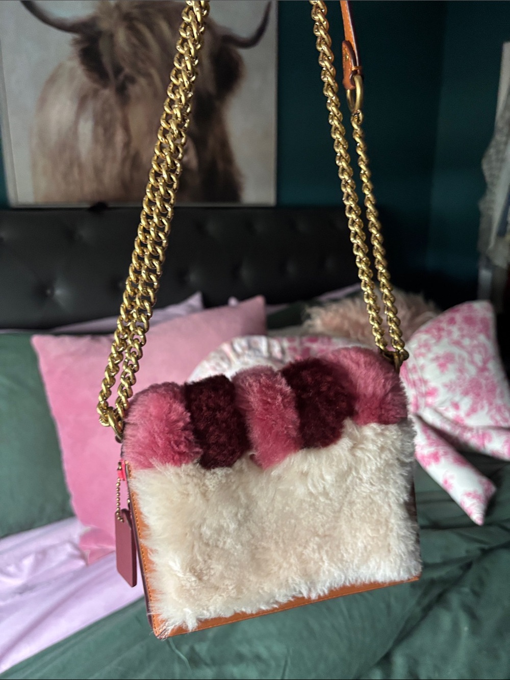 Coach Shearling Hutton Pink - Picture 2 of 10